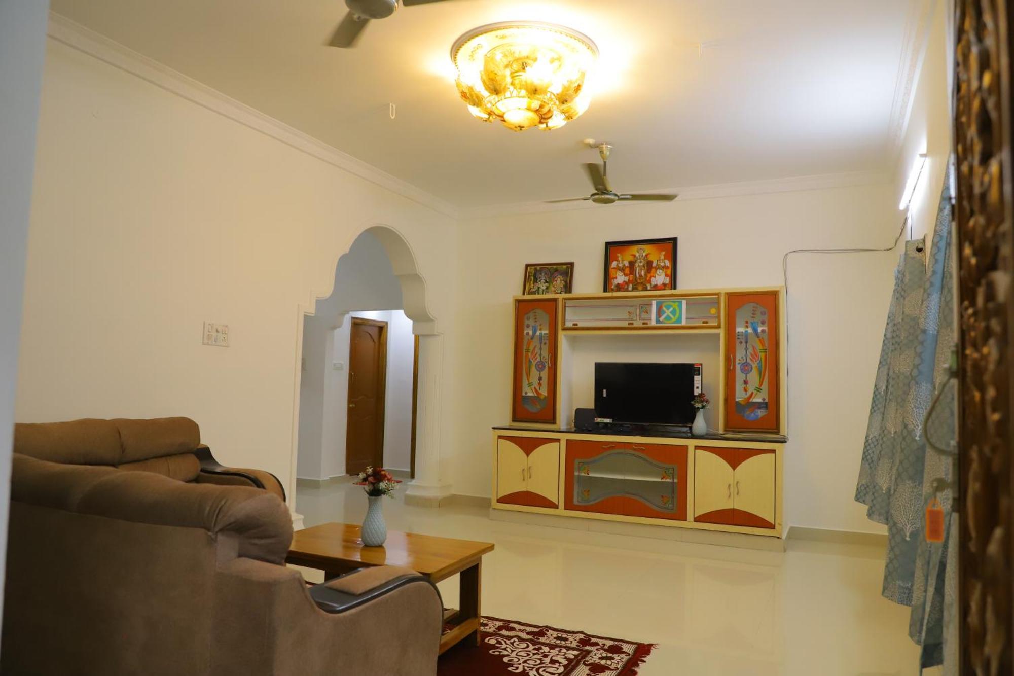 Nanda Mohan Homestay- Luxuries Ac Apartment Close To Alipiri Foothills-Kapila Teertham And Iskcon Temple Tirupati Exterior photo